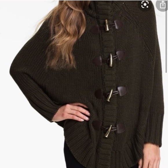 FYLO Olive Green Zip Poncho - Picture 2 of 7